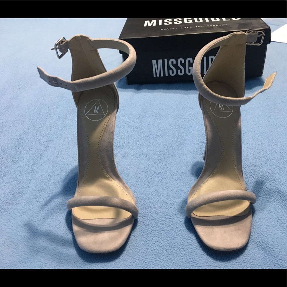 High heels - Picture 4 of 6